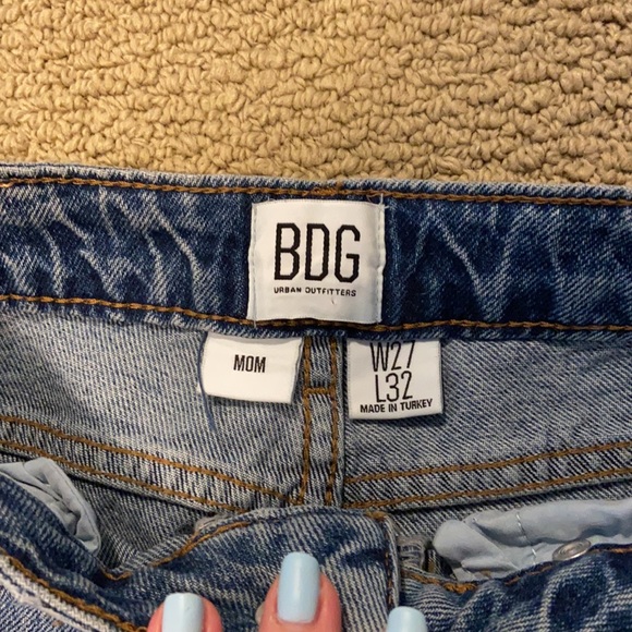 Urban Outfitters BDG mom jeans - Picture 2 of 3